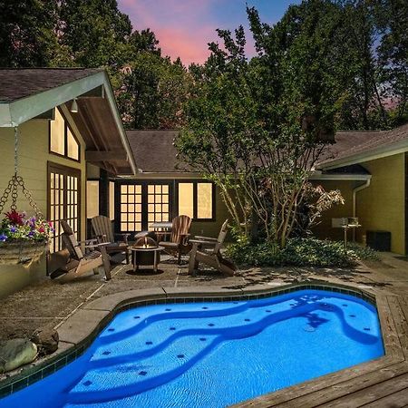 Bourbon Hollow Lodge With Hot Tub And Pool Plus Game Room Only 5 Min To Downtown Gatlinburg Exterior photo
